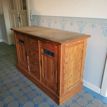 Sideboard vorher