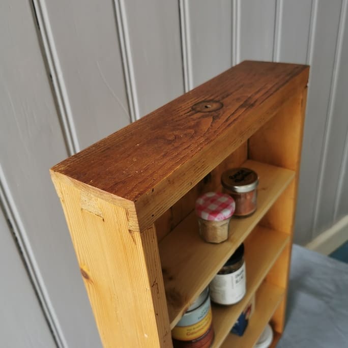Gewürzregal aus einer alten Schublade - upcycling nach Kundenwunsch